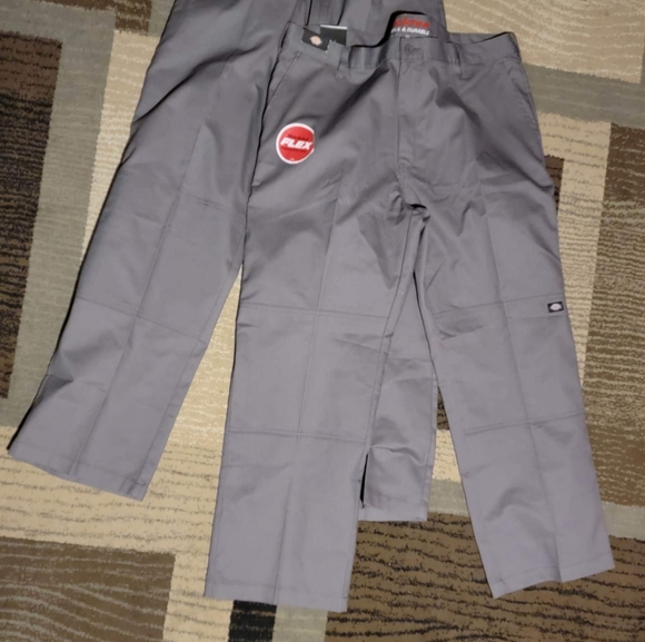 2 pair Dickies Relaxed Fit Pants Grey - Picture 2 of 3